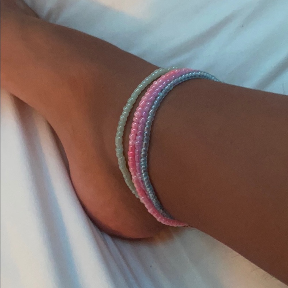 4 anklets - Picture 3 of 3